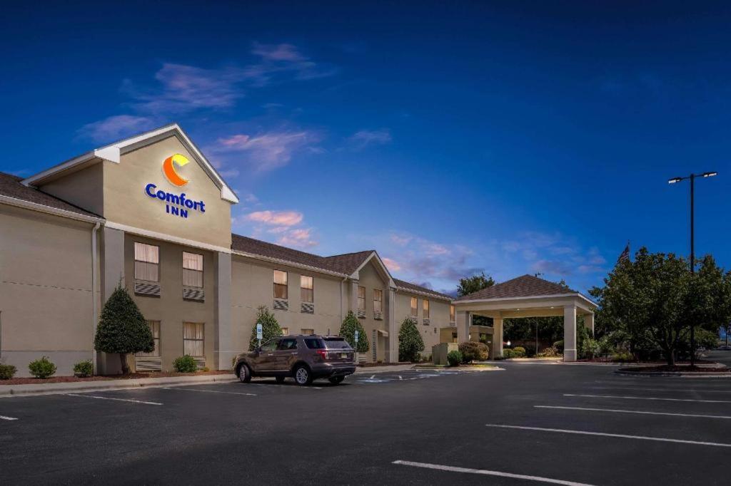 Comfort Inn Clinton Экстерьер фото
